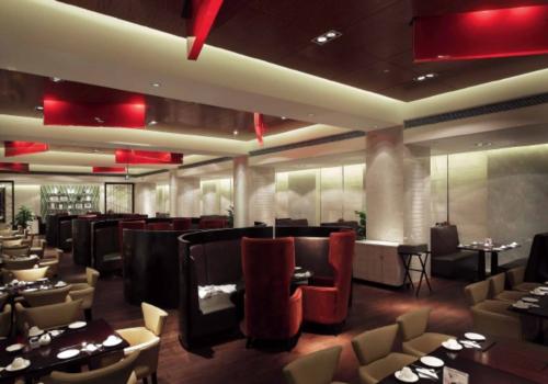 鄭州酒店裝修設(shè)計星級酒店餐廳設(shè)計效果圖